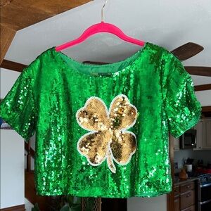 Feeling Lucky? 🍀 Spencer’s St Pat”s Sequin Crop Shirt Small